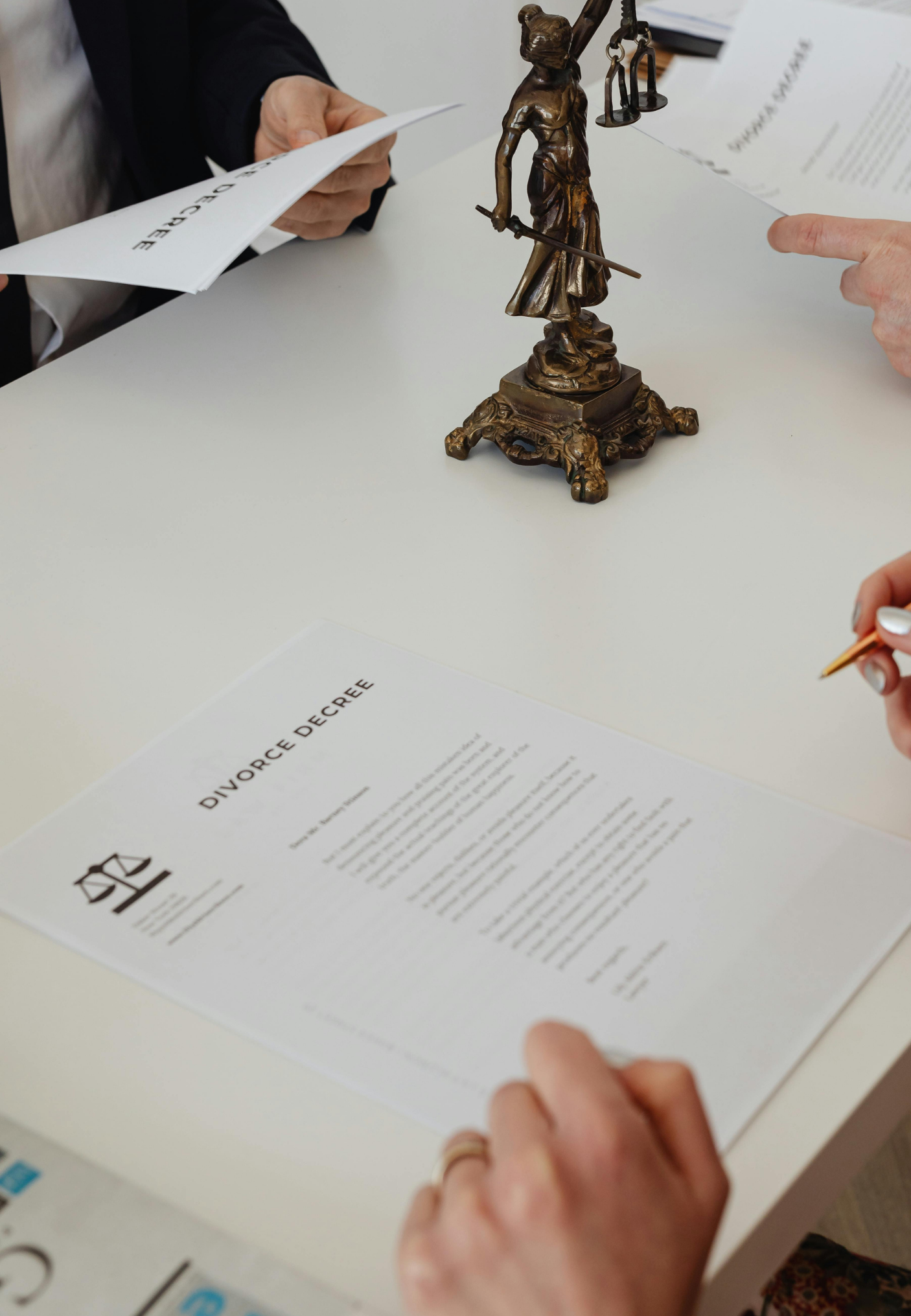 Sözleşmeler Hukuku